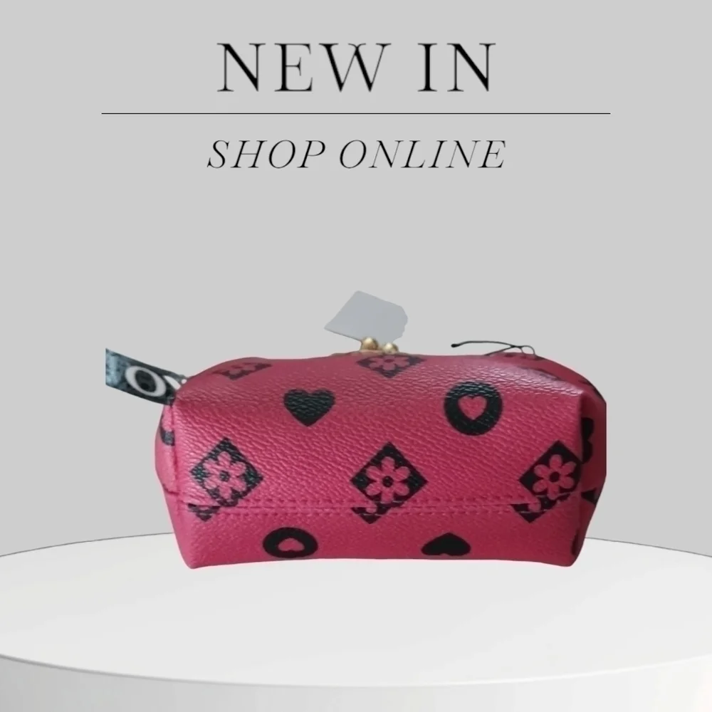 XOXO Y2K Logo Kiss Lock Coin Purse Pink Black Fuchsia